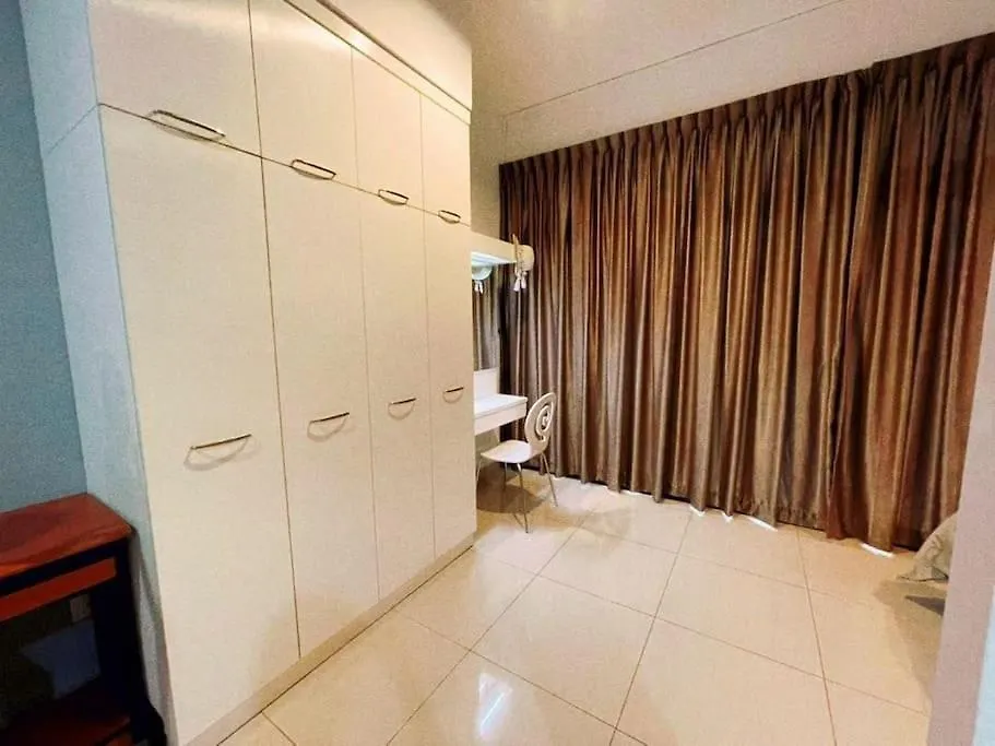 Mount Austin #Palazio A2 Pool View 1-2Pax #Mspro Apartment Johor Bahru Malaysia